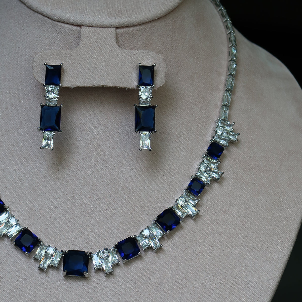 Elizabeth Set