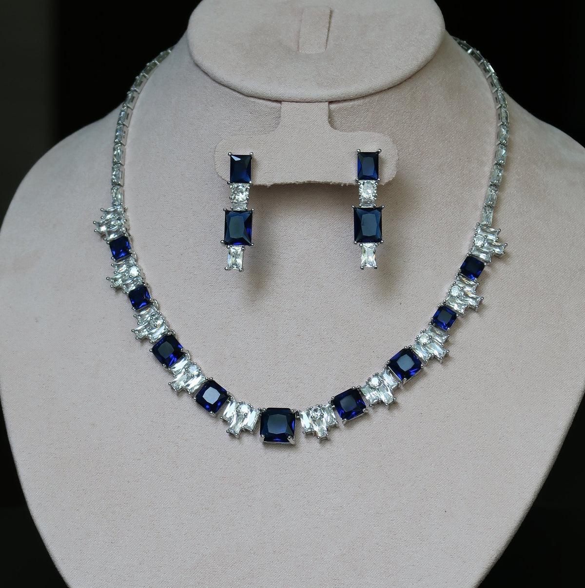 Elizabeth Set