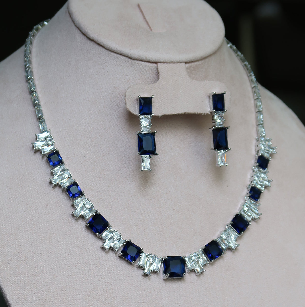 Elizabeth Set