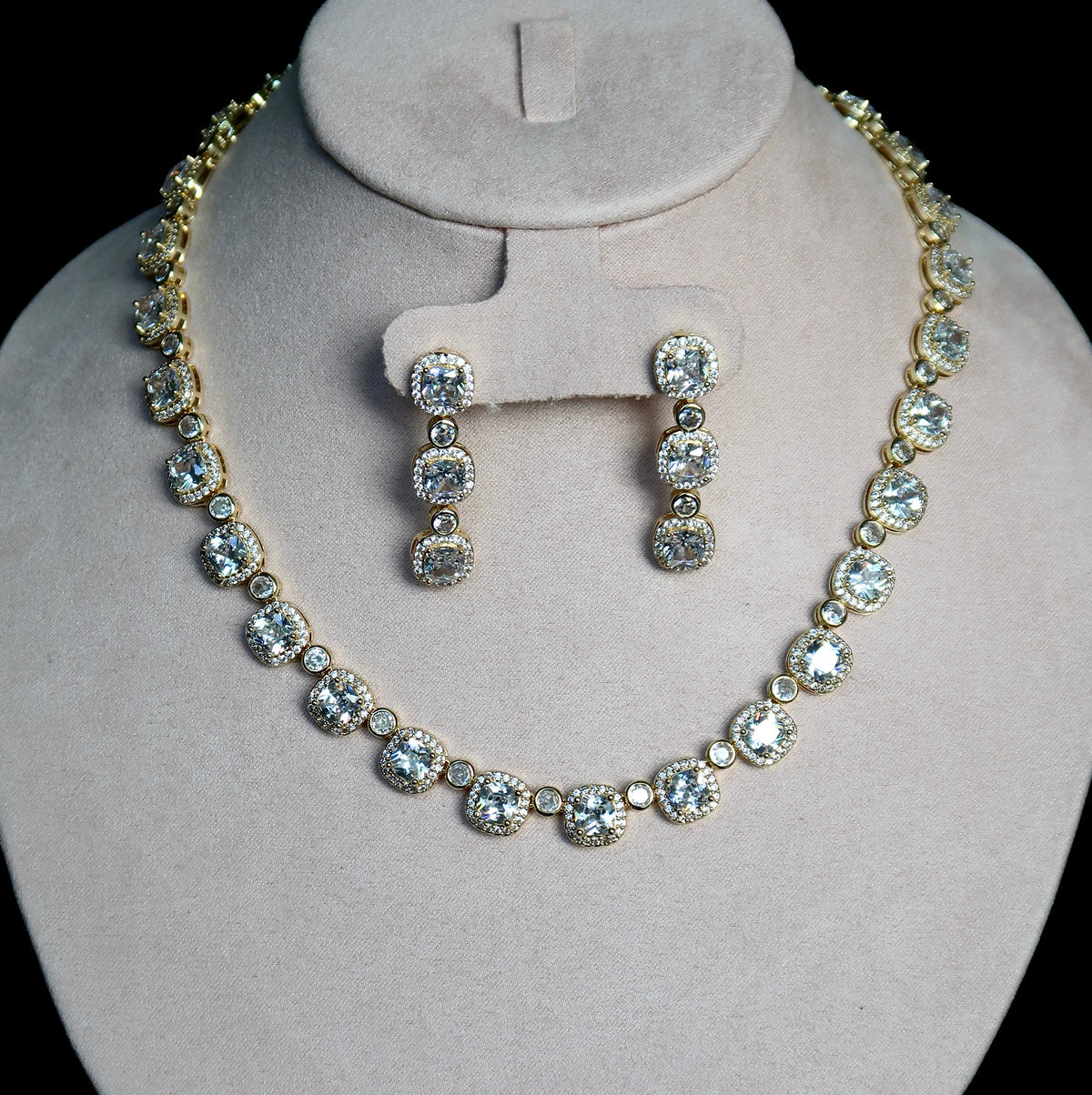 Lorenza Set